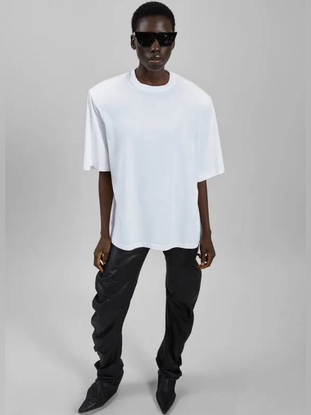 THE FRANKIE SHOP SHOULDER PAD TSHIRT